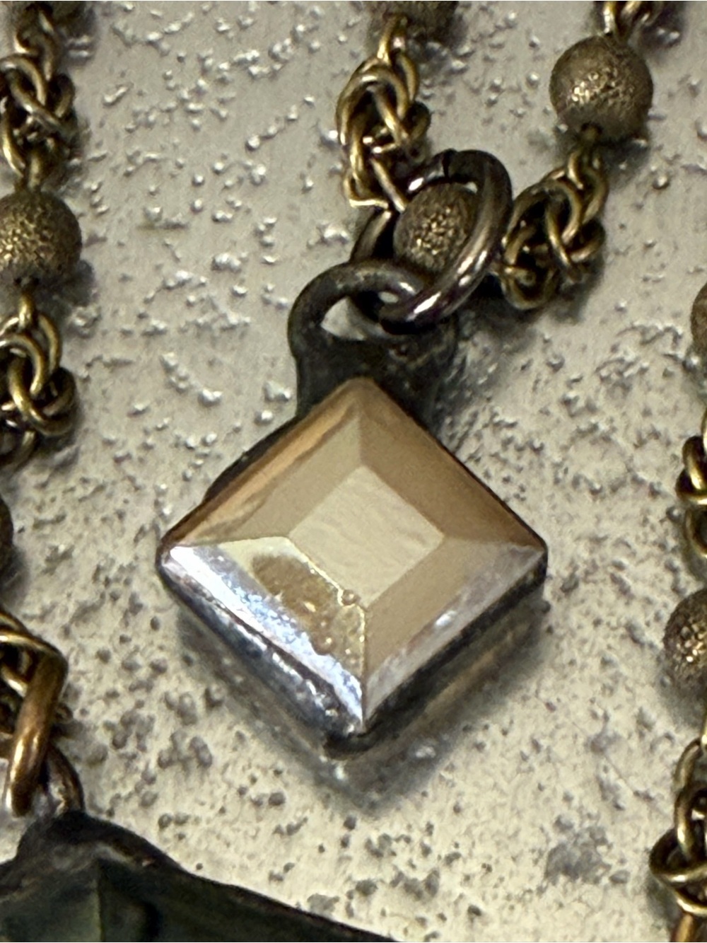 Vintage-Inspired Reversible Pink & Green Pendant Necklace - Picture 5 of 14